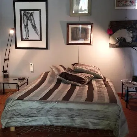 בית אירוח Des 2 Geais *